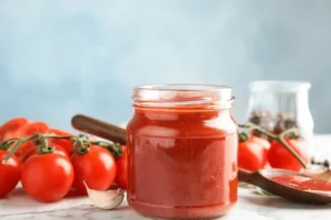 Use Tomato Puree vs. Tomato Paste in Cooking